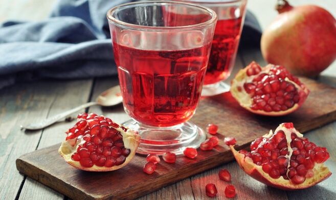 You can get rid of worms in a week using a pomegranate-based decoction. 