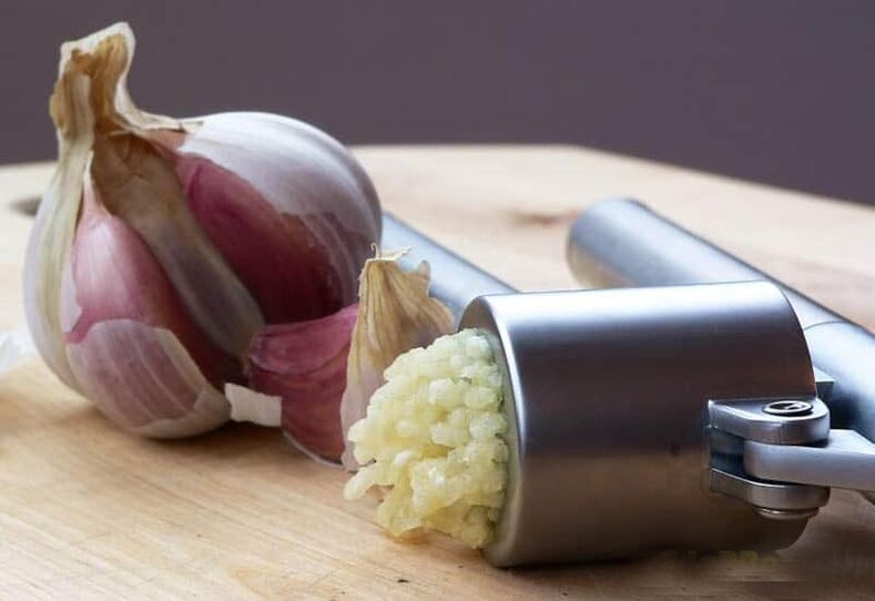 Garlic and onions of parasites