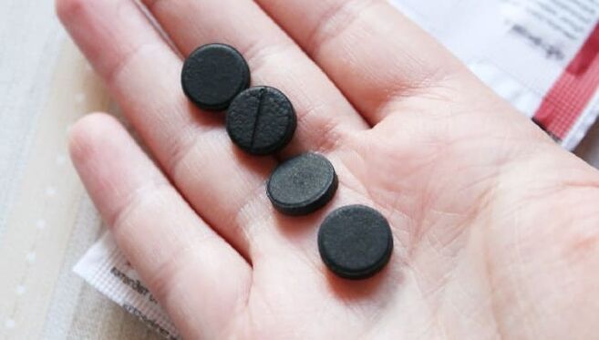 Activated charcoal to use during walnut tincture therapy.