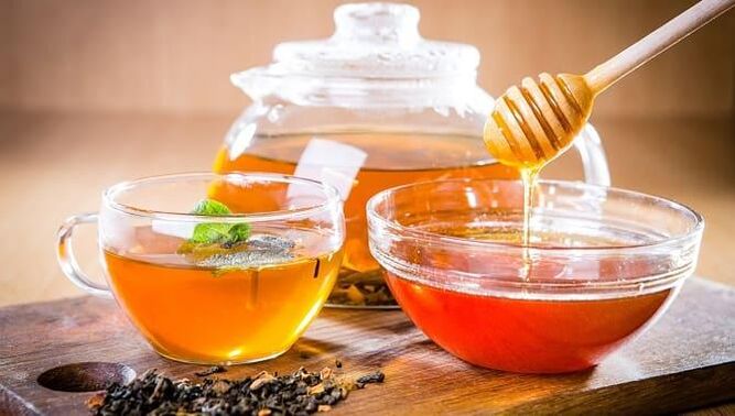 Medicinal tea with honey for parasites in the body.